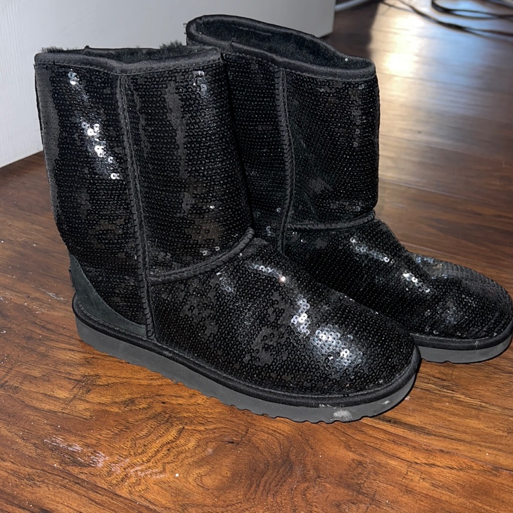 UGG shoes classic short sequin